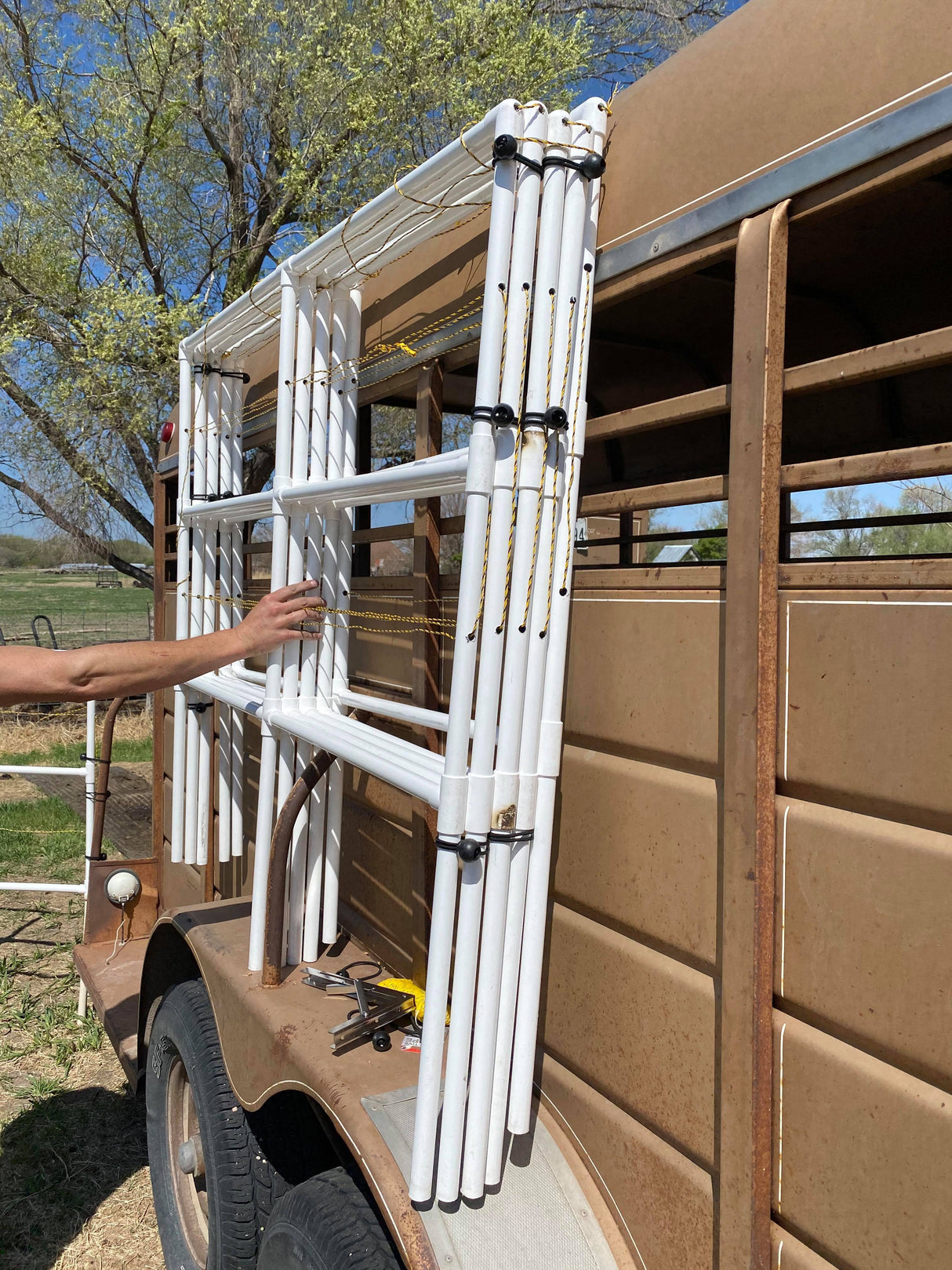 Folding Trailer Mount