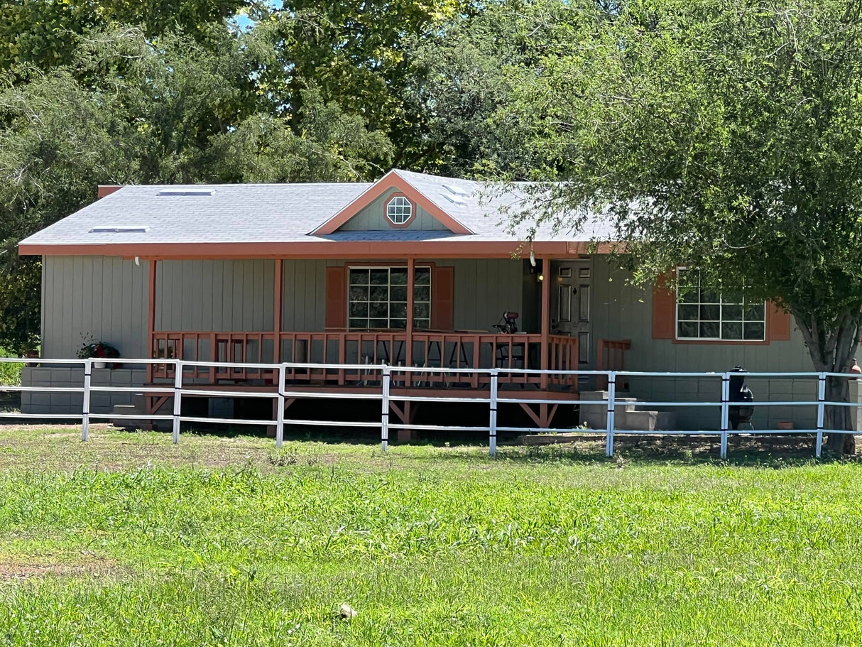 Modular Horse Corral Portable Panel Fencing: (Liberty 12 Panels; 3 Rails)
